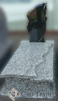 Памятник з граніту Львів